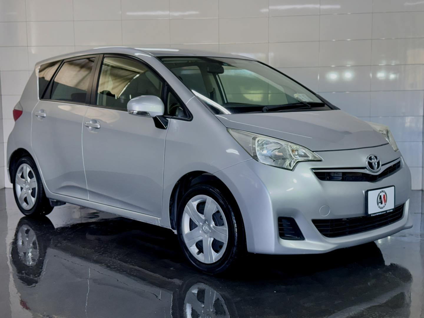 Toyota Ractis Automatic 1320cc Japan Import